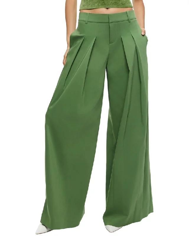 Feminine Grace alice + olivia Blaire Pleated Pant