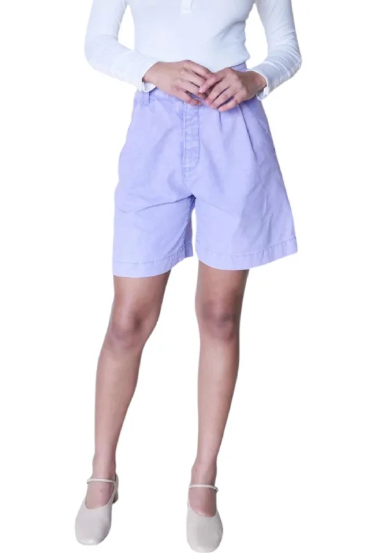 Graceful Fashion Thea Short In Lilac