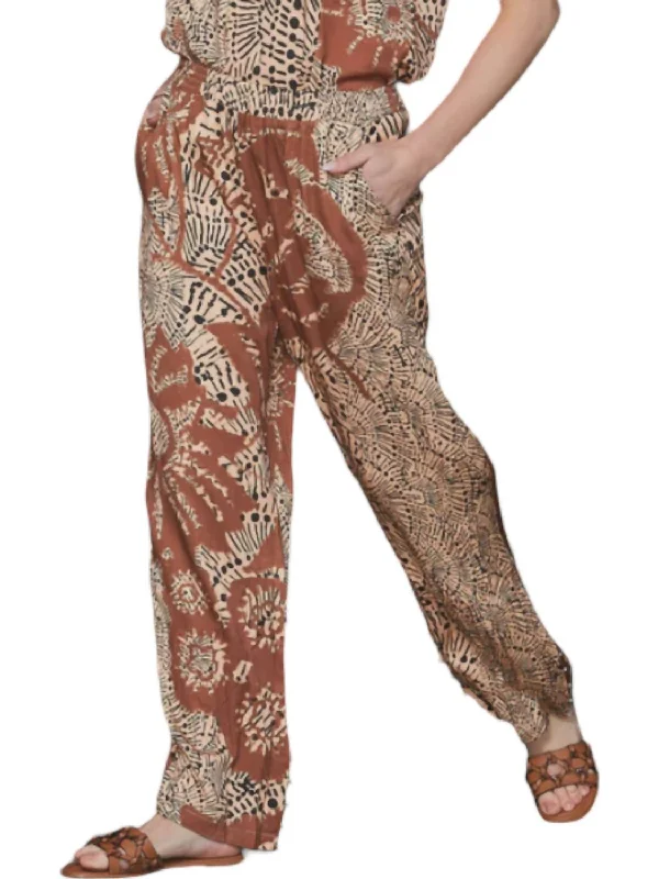 Trendy Threads Ubine Trousers In Apricot