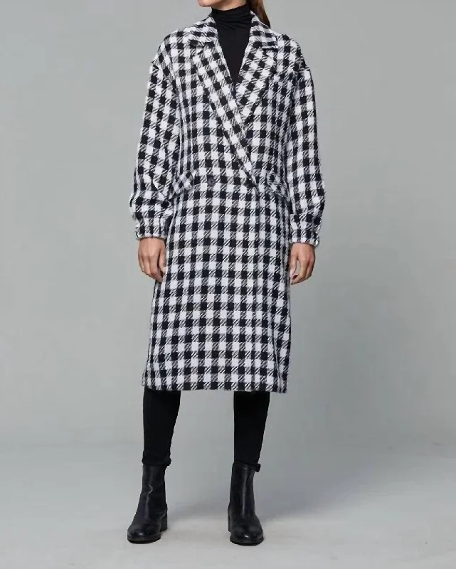 Mother's Day Special Plaid Trench Coat In White/black