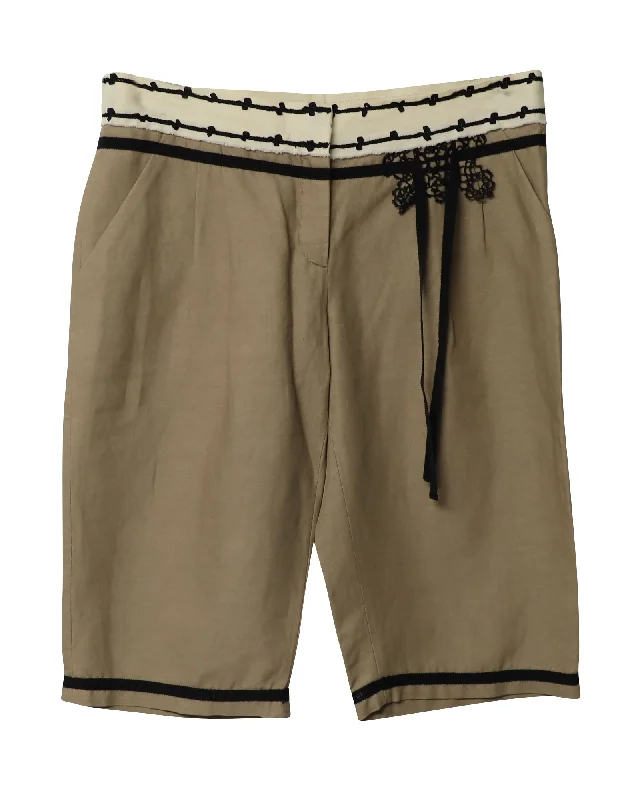 Graceful Fashion Alberta Ferretti Bermuda Shorts in Beige Linen