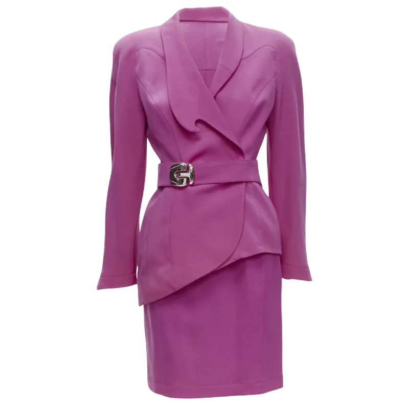 Grab Romantic Date - Night Styles Now Thierry Mugler curved lapel metal buckle blazer