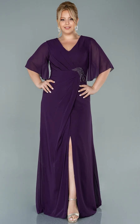 Shop Sales Elegant Half-sleeve V-neck Empire Chiffon Slit Front Draped Plus Size Mother of Bride Dress