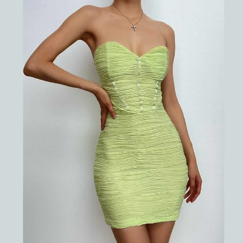 Eco Friendly Fashion Sale BerryBetty - Textured solid sweetheart neck backless tube mini dress