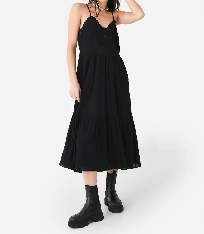 Chic Urban Fashion Look Charlotte Embroidered Dress In Black