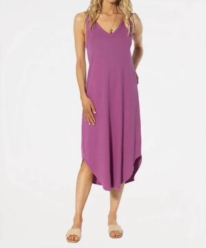 Seize Bargains Deep V Dress In Berry