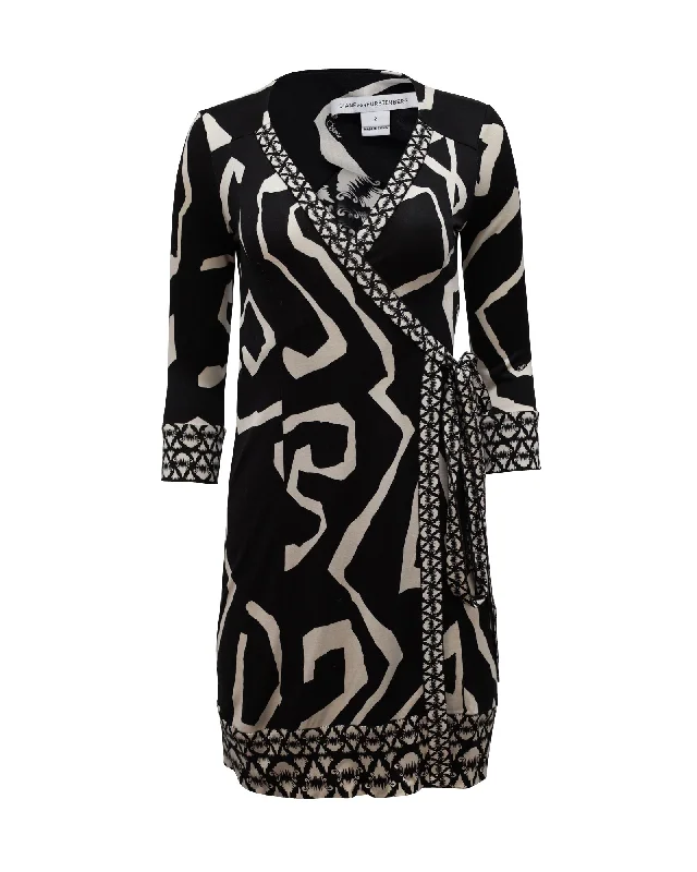 Exclusive Deals Online Diane von Furstenberg Printed Wrap Dress in Black and White Silk