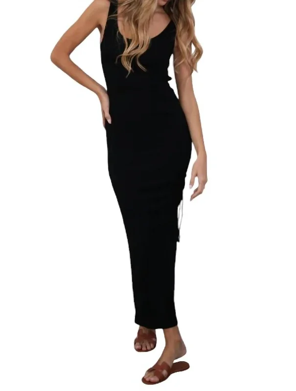 Essentials On Sale Scoop Neck Dress W Tie Shirred Slit In Black