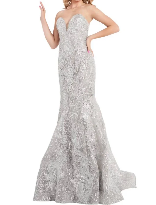 Latest Trends Strapless Embellished Mermaid Prom Dress In Silver